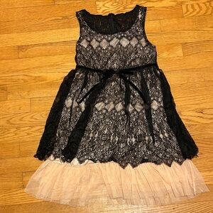 Chic Black and Pink Lace Dress
